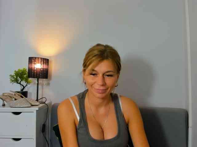FreyaHoney