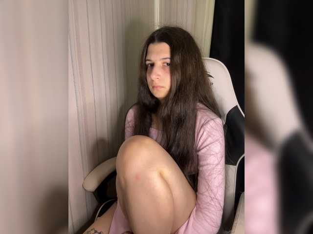 Plutonyashka live cam on BongaCams