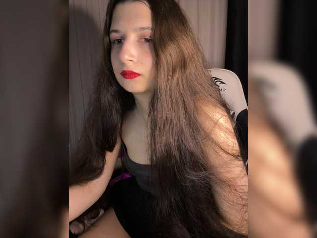Plutonyashka live cam on BongaCams
