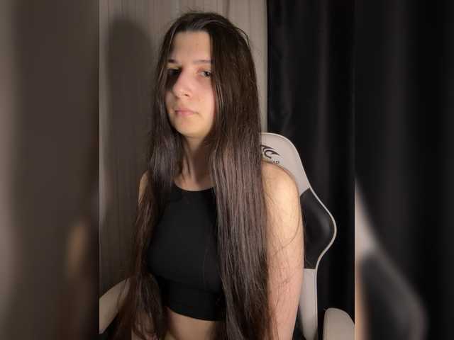 Plutonyashka live cam on BongaCams