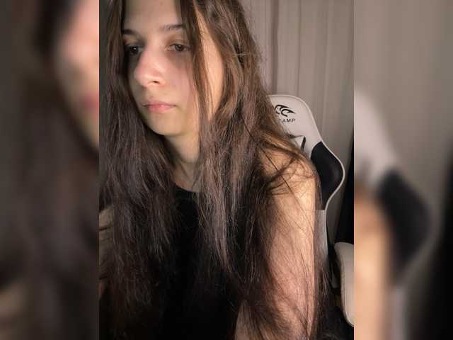 Plutonyashka live cam on BongaCams