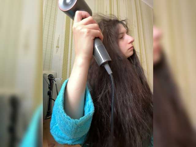 Plutonyashka live cam on BongaCams