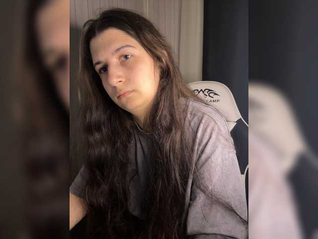 Plutonyashka live cam on BongaCams