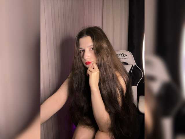 Plutonyashka live cam on BongaCams