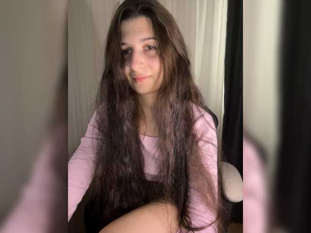Plutonyashka live cam on BongaCams