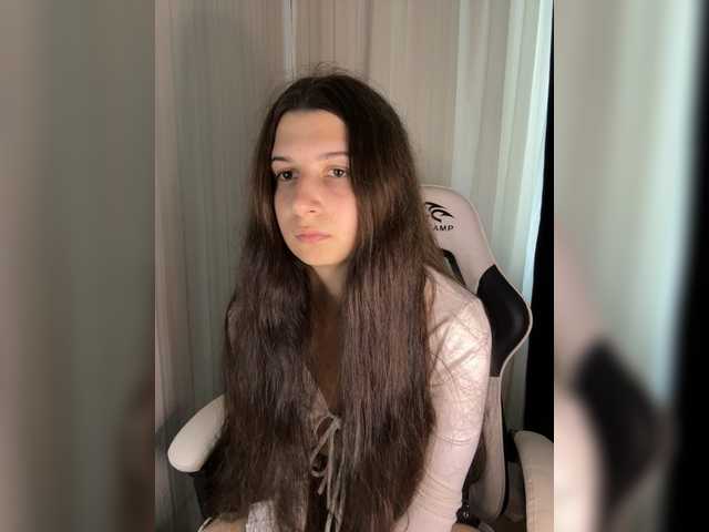 Plutonyashka live cam on BongaCams