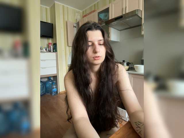Plutonyashka live cam on BongaCams