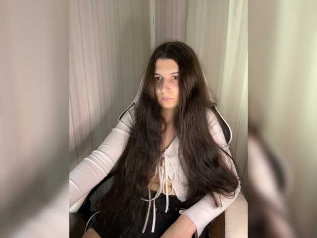 Plutonyashka live cam on BongaCams