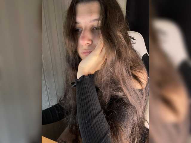 Plutonyashka live cam on BongaCams