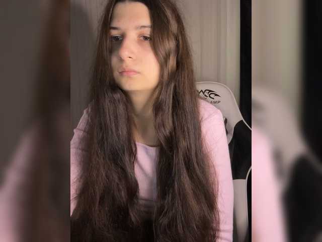 Plutonyashka live cam on BongaCams