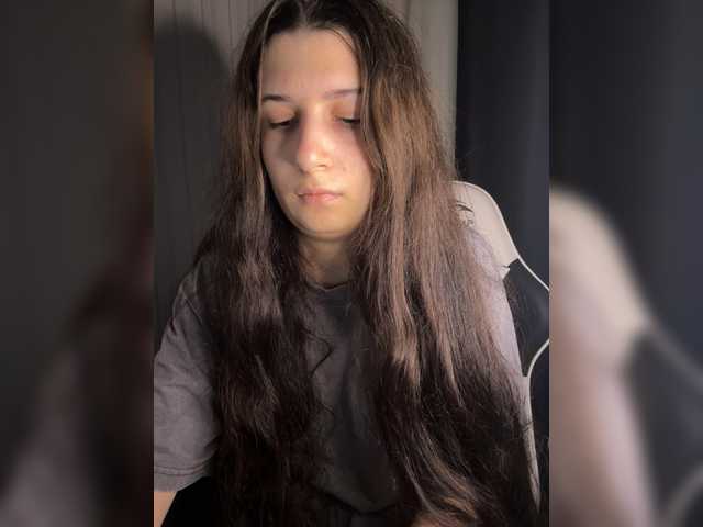 Plutonyashka live cam on BongaCams