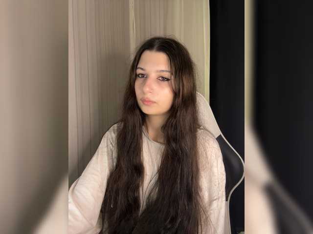 Plutonyashka live cam on BongaCams