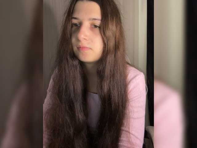 Plutonyashka live cam on BongaCams