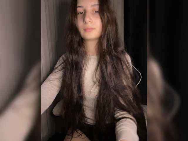 Plutonyashka live cam on BongaCams