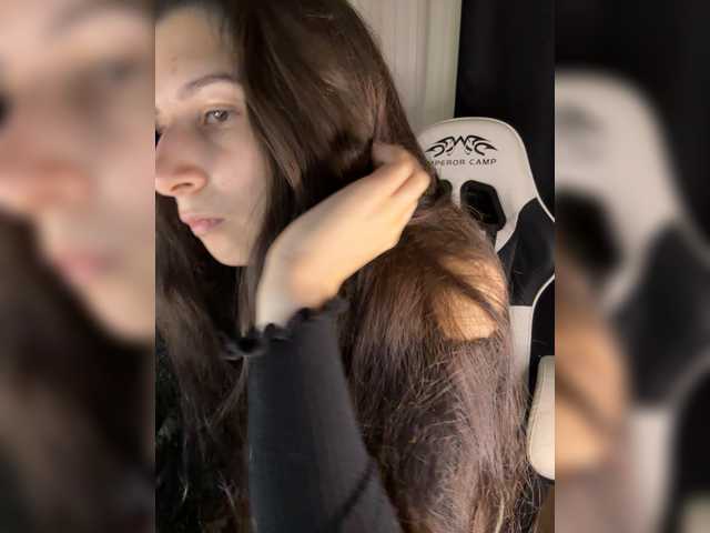 Plutonyashka live cam on BongaCams