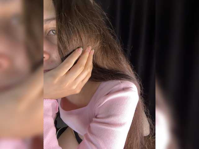 Plutonyashka live cam on BongaCams