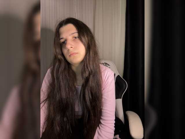 Plutonyashka live cam on BongaCams