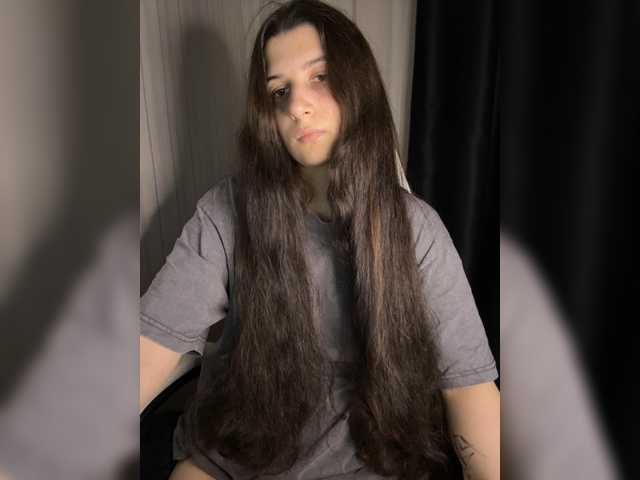 Plutonyashka live cam on BongaCams