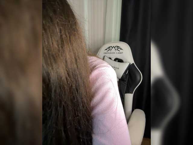 Plutonyashka live cam on BongaCams