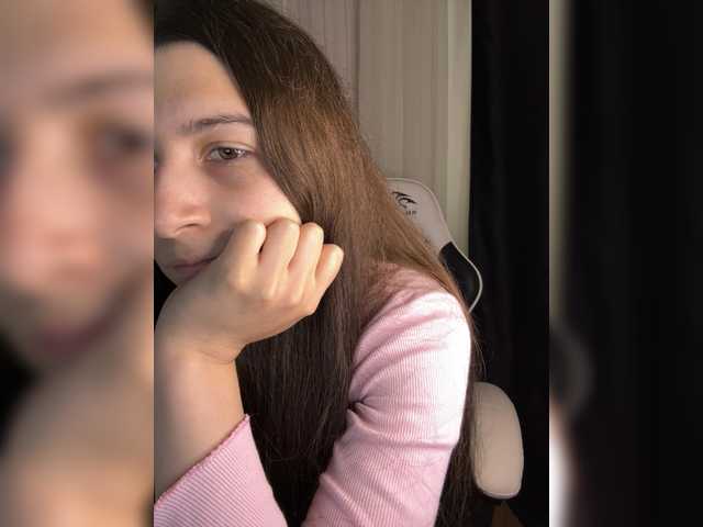 Plutonyashka live cam on BongaCams