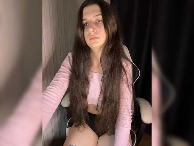 Plutonyashka live cam on BongaCams