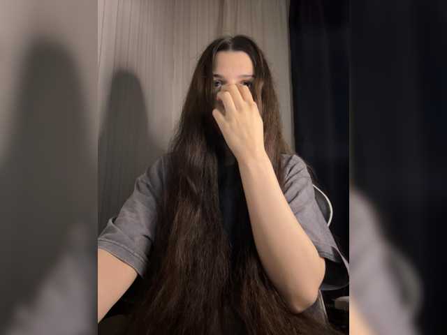 Plutonyashka live cam on BongaCams