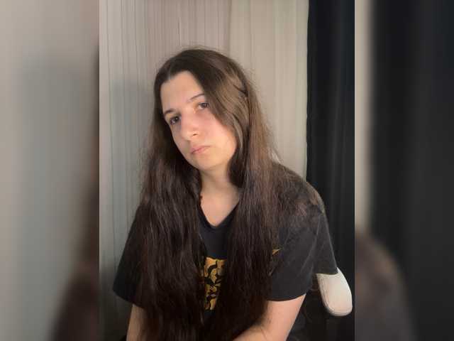 Plutonyashka live cam on BongaCams