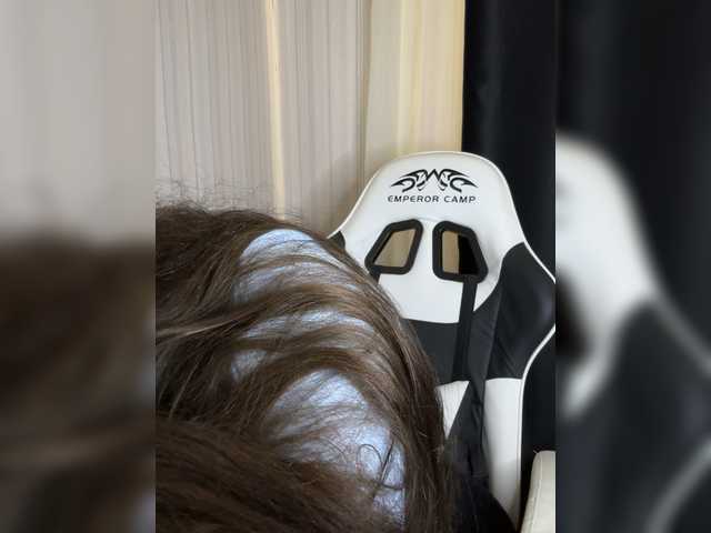 Plutonyashka live cam on BongaCams