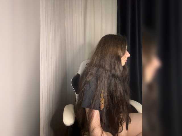 Plutonyashka live cam on BongaCams