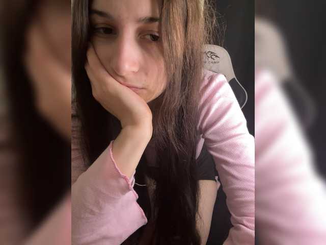 Plutonyashka live cam on BongaCams