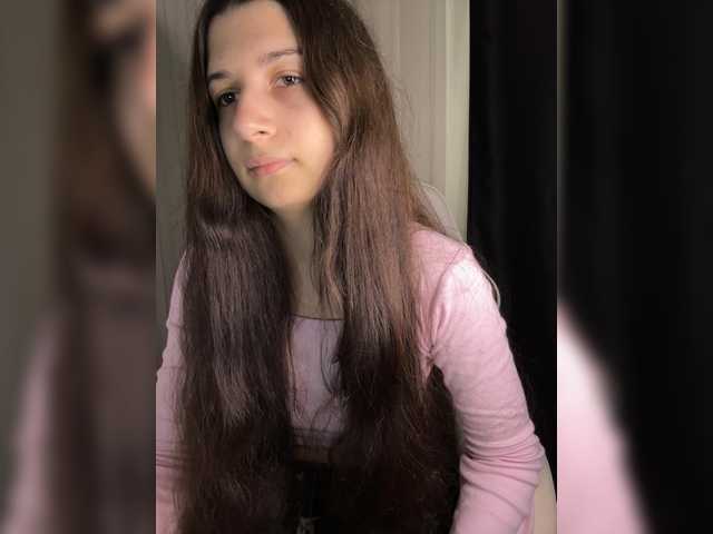 Plutonyashka live cam on BongaCams