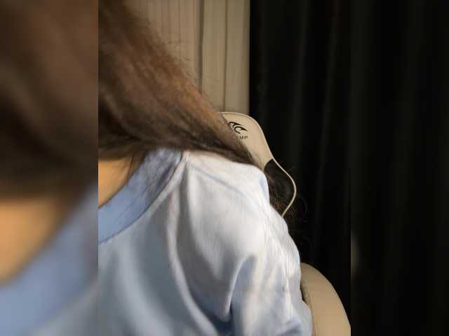 Plutonyashka live cam on BongaCams