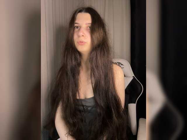 Plutonyashka live cam on BongaCams