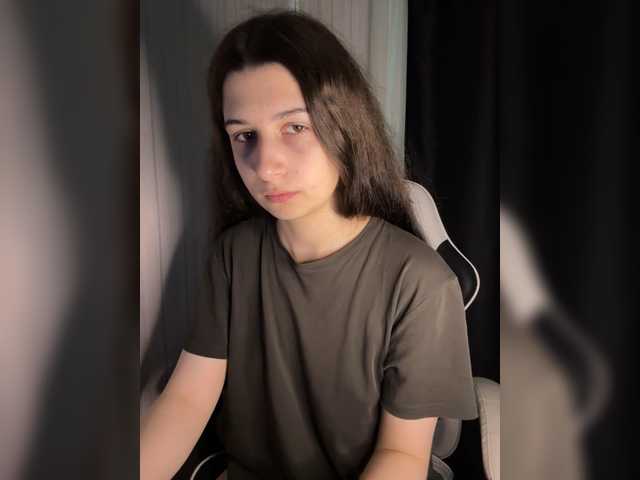 Plutonyashka live cam on BongaCams