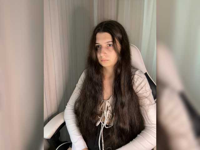 Plutonyashka live cam on BongaCams