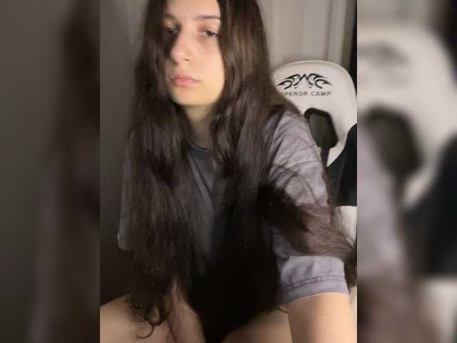 Plutonyashka live cam on BongaCams