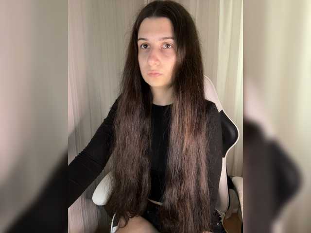 Plutonyashka live cam on BongaCams
