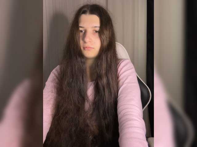 Plutonyashka live cam on BongaCams