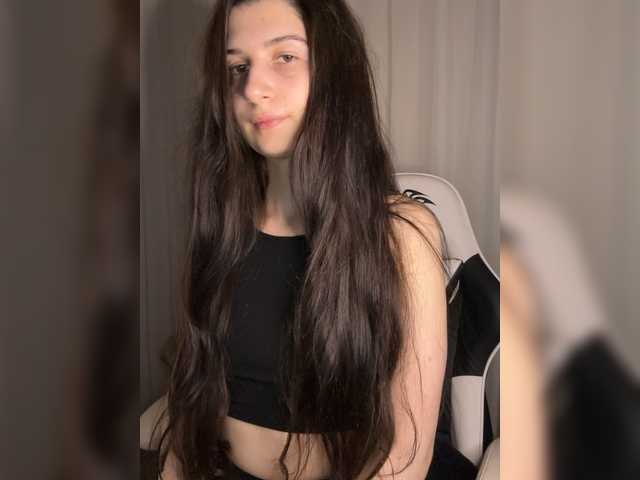 Plutonyashka live cam on BongaCams