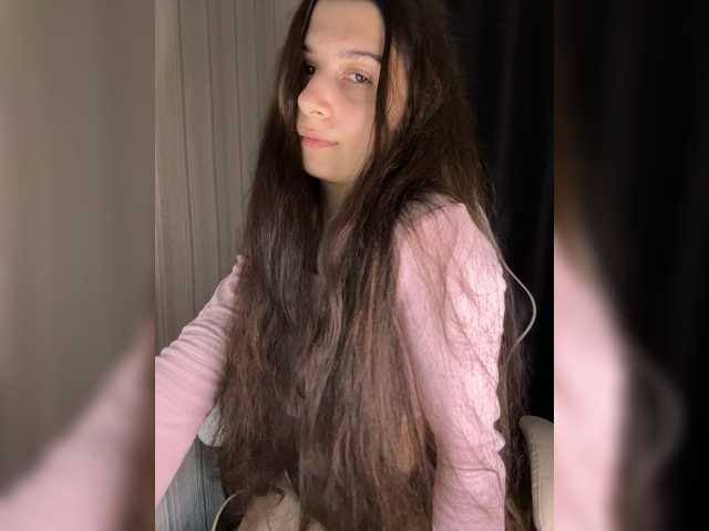Plutonyashka live cam on BongaCams