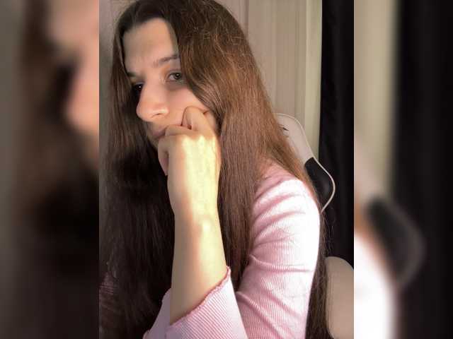 Plutonyashka live cam on BongaCams