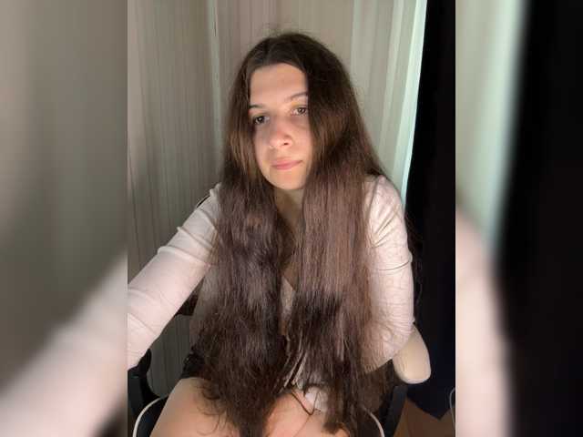 Plutonyashka live cam on BongaCams