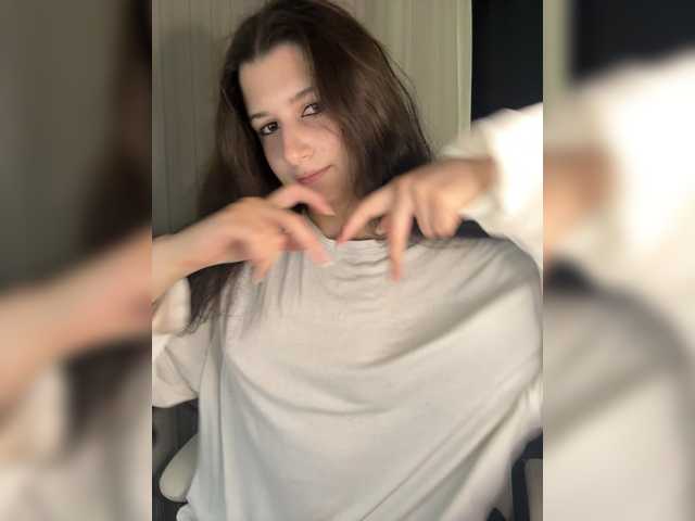 Plutonyashka live cam on BongaCams
