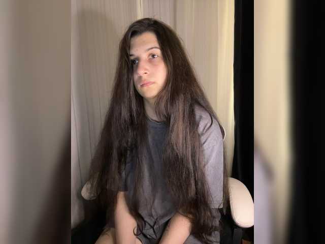 Plutonyashka live cam on BongaCams
