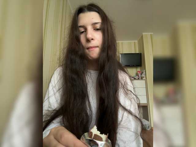 Plutonyashka live cam on BongaCams