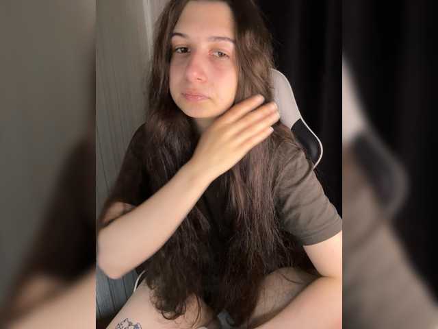 Plutonyashka live cam on BongaCams