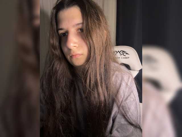 Plutonyashka live cam on BongaCams