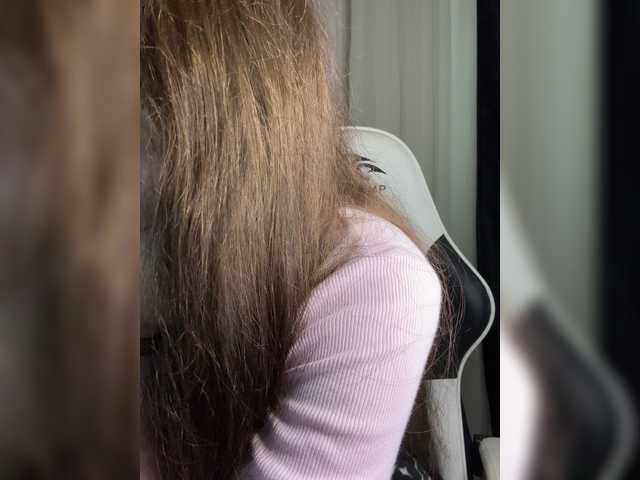 Plutonyashka live cam on BongaCams