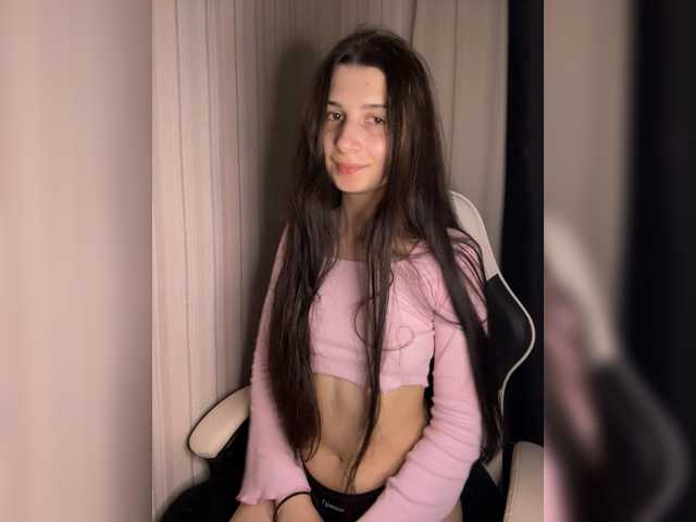 Plutonyashka live cam on BongaCams