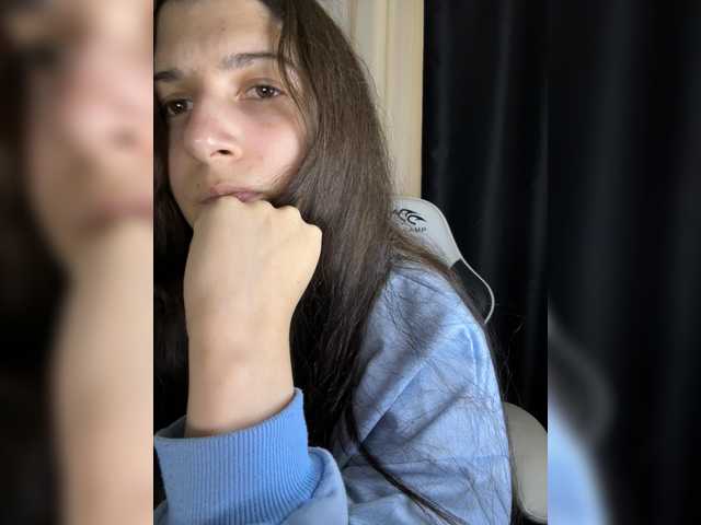 Plutonyashka live cam on BongaCams